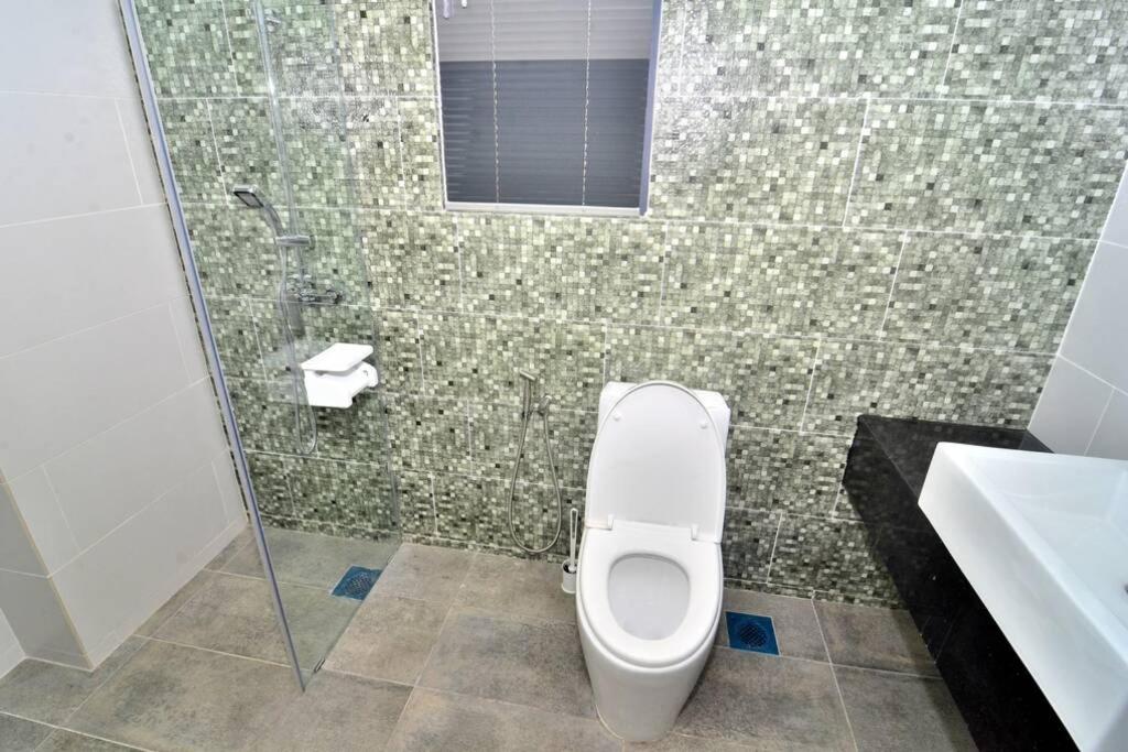 Vivacity Jazz Suite New Luxury Cozy Home A13 Kuching Luaran gambar