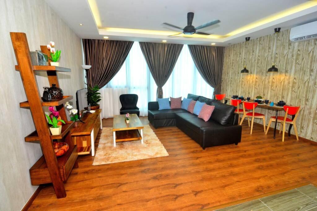Vivacity Jazz Suite New Luxury Cozy Home A13 Kuching Luaran gambar