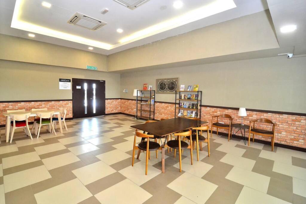 Vivacity Jazz Suite New Luxury Cozy Home A13 Kuching Luaran gambar