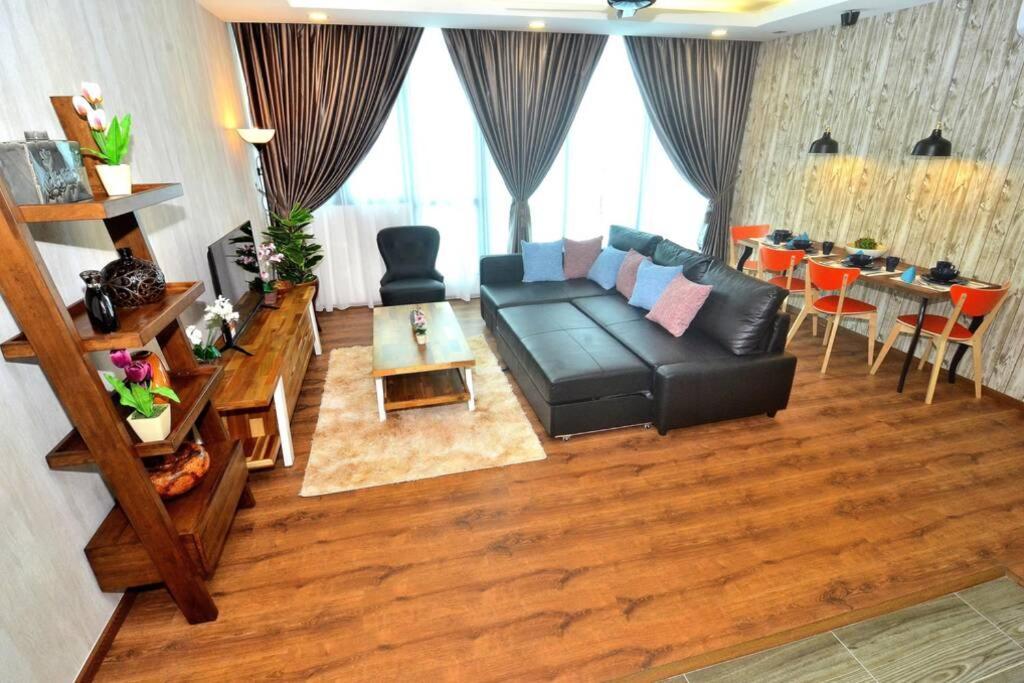 Vivacity Jazz Suite New Luxury Cozy Home A13 Kuching Luaran gambar